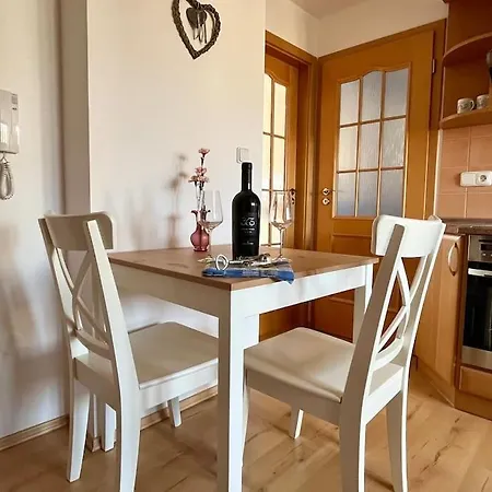 Apartmán S Terasou U Lázeňské Kolonády Poděbrady