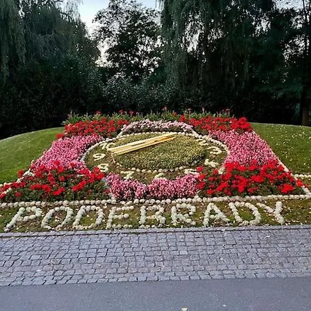 Apartmán S Terasou U Lázeňské Kolonády Apartamento Poděbrady